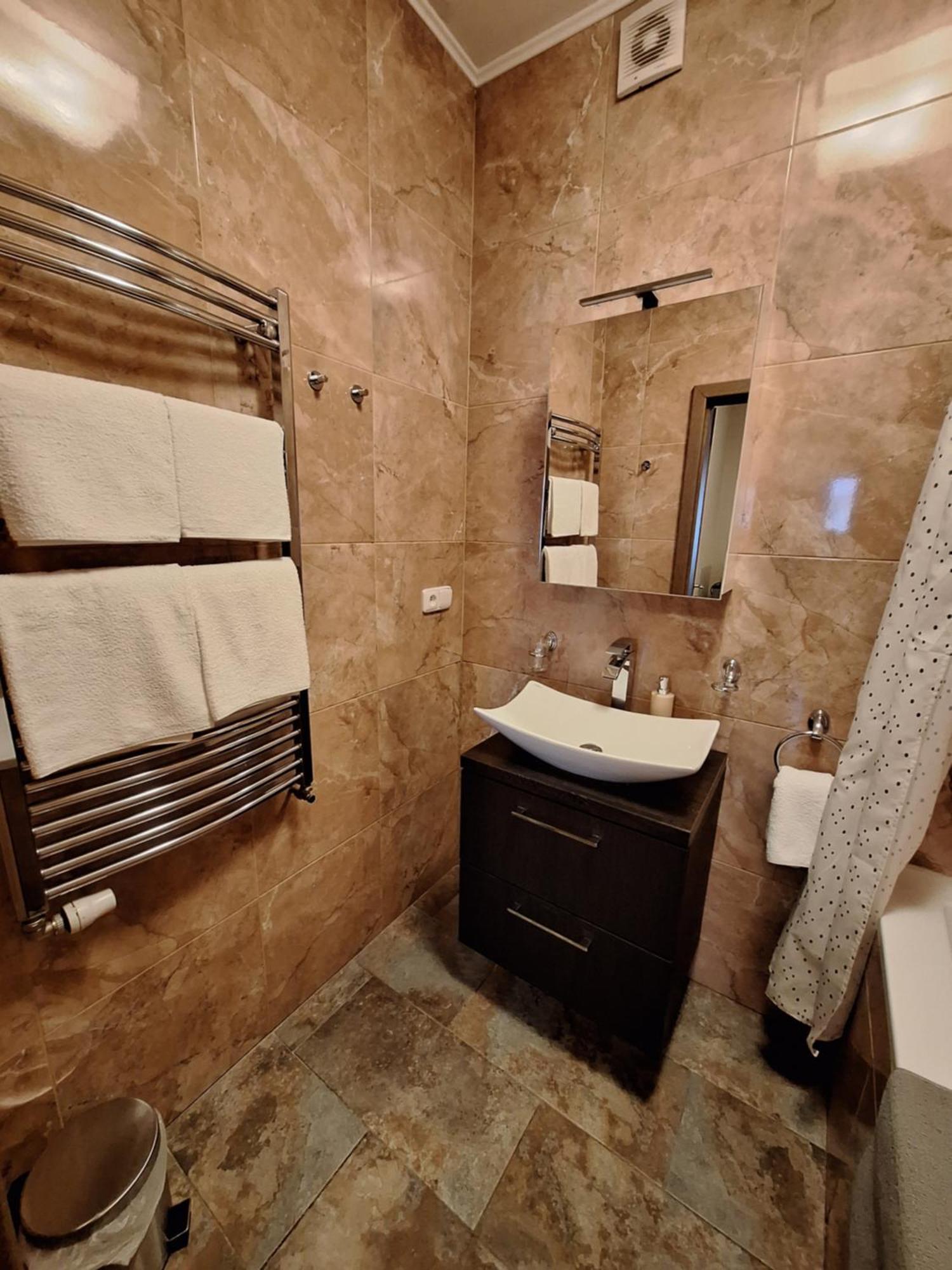 Residence Moravia Apartments カルロヴィ・ヴァリ エクステリア 写真
